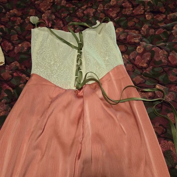 Lacemade Floral Tulip skirt dress - Picture 7 of 10